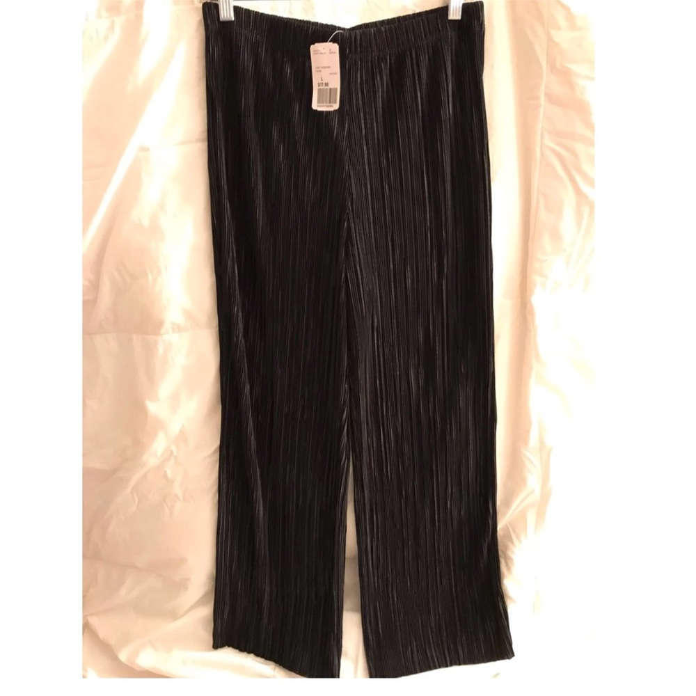 Black polyester loose fitting pants